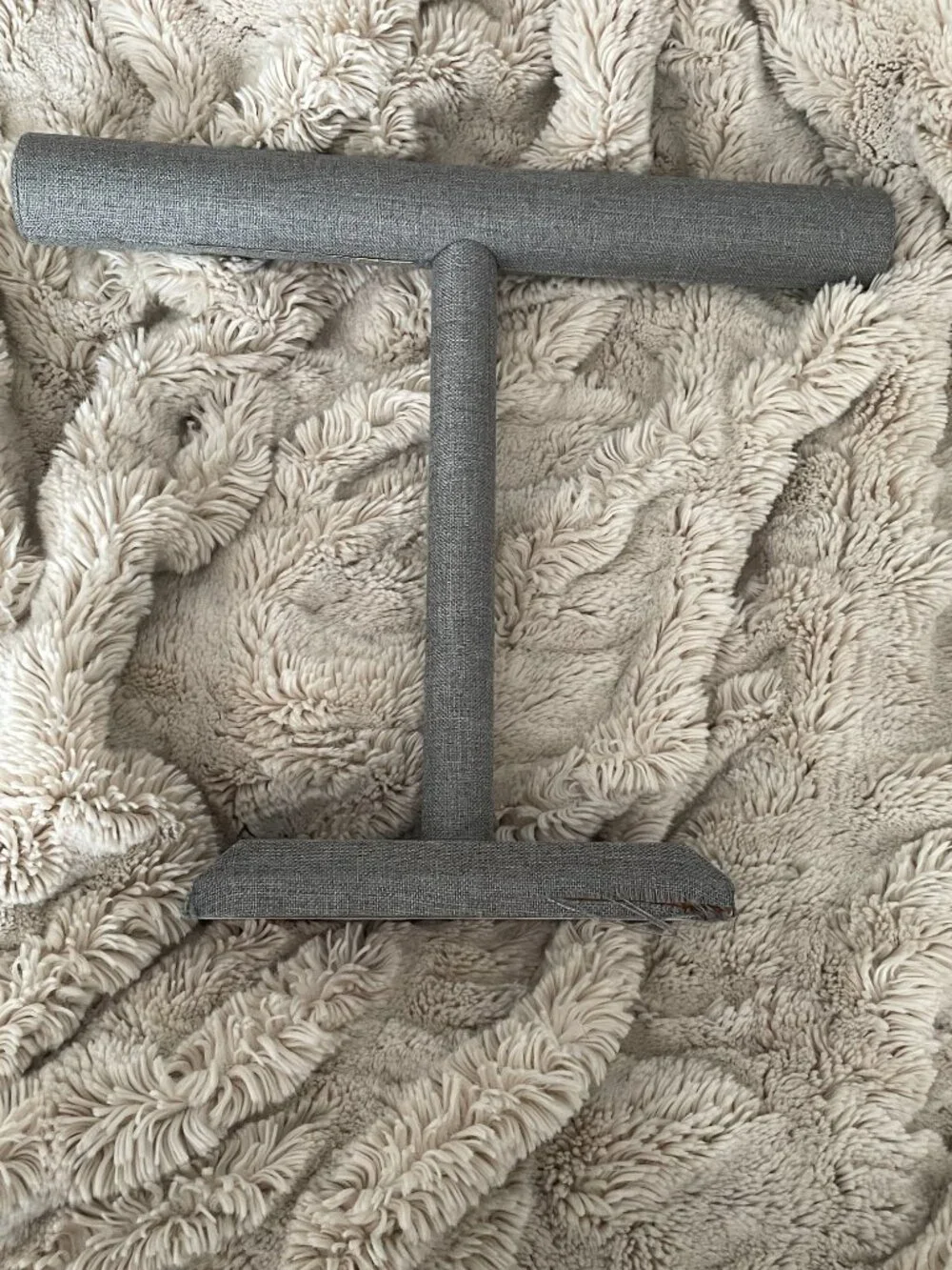 Gray Single Bar Jewlrey Stand by Bead Landing 14in by 12inch